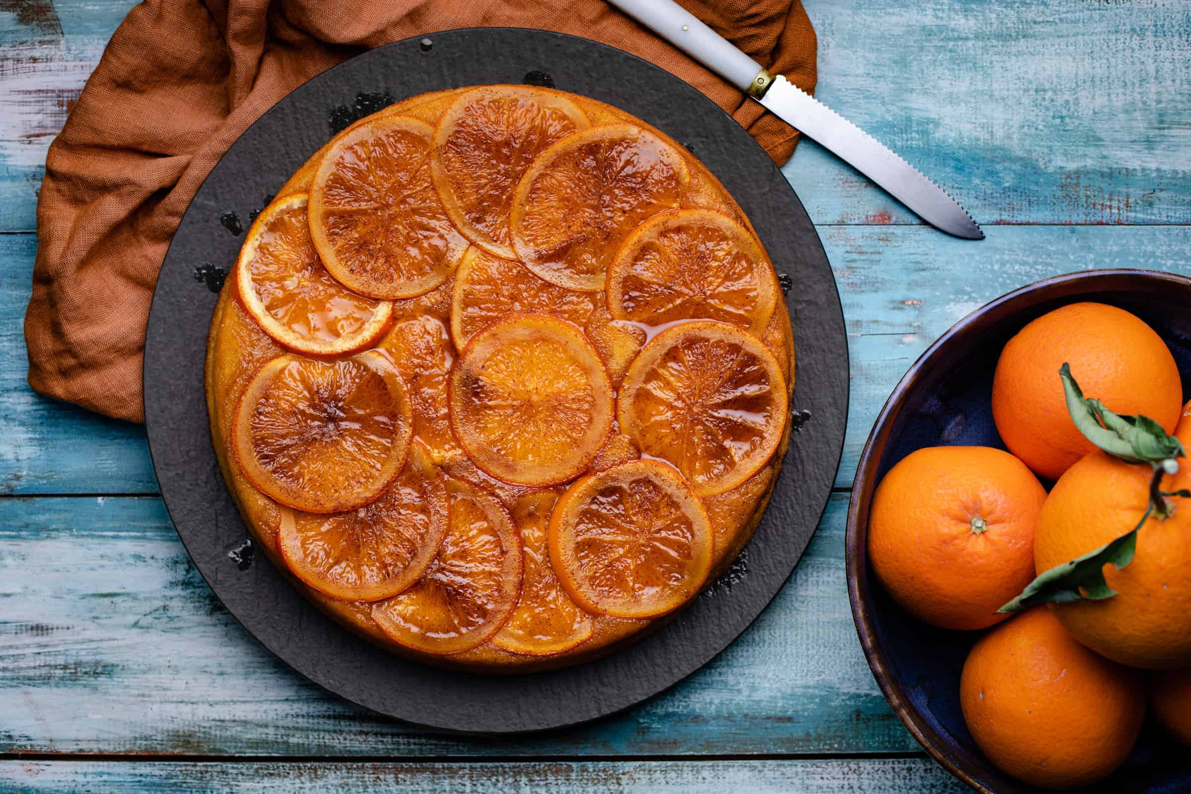 Reverse orange cake with cinnamon and piment